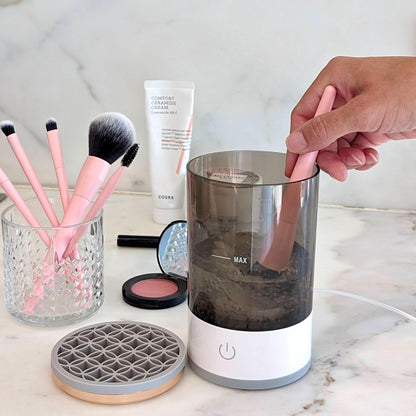 Drop Dead Flawless™ Makeup Brush Auto-Cleaner